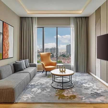 Отель Courtyard By Marriott Kuala Lumpur South Экстерьер фото