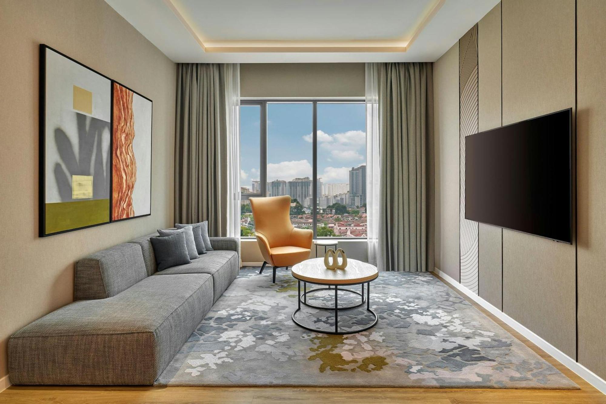 Отель Courtyard By Marriott Kuala Lumpur South Экстерьер фото